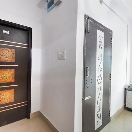 כלכותה Oyo Flagship Mishika Homes מראה חיצוני תמונה